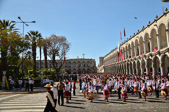 Plaza de Armas, Perú