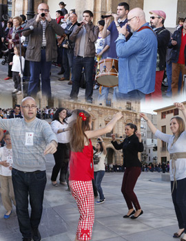 El Ball Perdut de Castelló en la plaza Mayor
