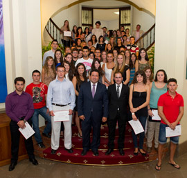 Becas para ayudar a 289 jóvenes de la provincia a mejorar sus oportunidades
