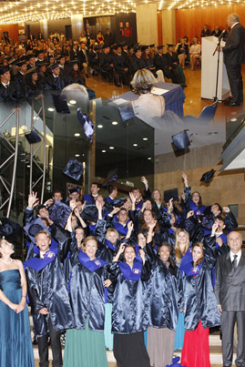 Laude British School of Vila-Real celebra la graduación de sus alumnos de Year 13