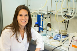 Candela Segarra recibe el reconocimiento de los Premios Suschem-España para jóvenes químicos