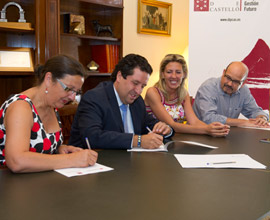 La Diputación renueva su colaboración con Cruz Roja para garantizar el transporte adaptado a discapacitados de la provincia