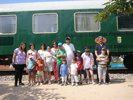 La Asociación Síndrome de Down visita las instalaciones de  la Asociación Cultural Ferrocarril de Farja de Benicàssim