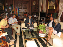 Alfonso Bataller se ha reunido con la Asociación Valenciana de Empresas del Sector de la Energía (AVAESEN)