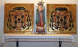 La fundación Blasco de Alagón presenta en Villarroya la restauración de los escudos heráldicos de Francisco Peña