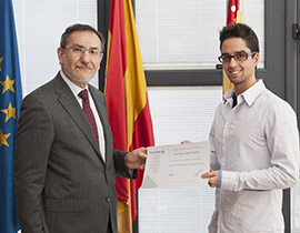 Luis Valverde ganador del premio del concurso de imagen del XX aniversario de la Xarxa Vives