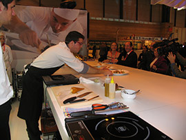 Showcooking en Fitur para promocionar el pescado de la Lonja del Grao de Castellón