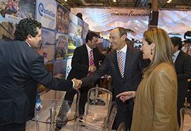 Moliner cierra en Fitur un acuerdo para traer a la provincia 60.000 pernoctaciones de turistas rusos durante este año