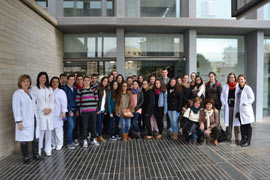 Alumnos del Instituto de Enseñanza Secundaria de Nules visitan el Hospital Provincial de Castellón