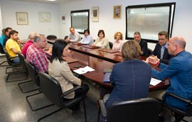 La Diputación coordinará acciones contra los mosquitos en los pueblos costeros para aumentar la efectividad de los tratamientos