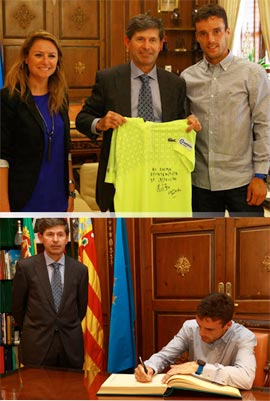 El Alcalde de Castellón, Alfonso Bataller, recibe a Roberto Bautista, el máximo exponente del tenis castellonense