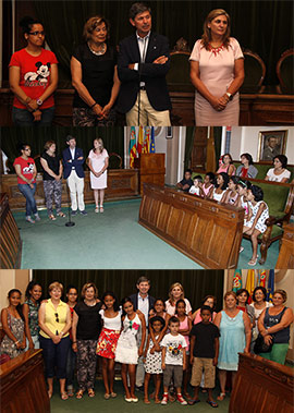 Visita de niños saharauis al Ayuntamiento de Castellón