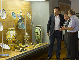 El Museu de Belles Arts de Castellón dedica una vitrina a la Escuela Provincial de Onda