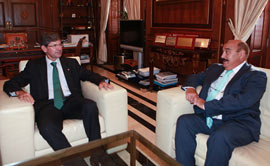 Visita del representante del Gabinete del Director General de Energía y Transportes de la Comisión Europea, Samuele Furfari al Alcalde de Castellón