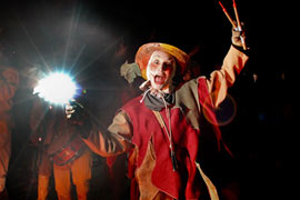 Xarxa Teatre protagoniza las fiestas de la vendimia de Morges (Suiza) con el espectáculo La Nuit des Épouvantails