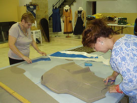 L’Alcora organiza un taller de indumentaria medieval