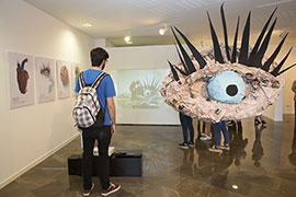Empapel-arte, exposición colectiva en la UJI que muestra las posibilidades artísticas del papel