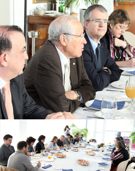 Tradicional desayuno de navidad del presidente de la Autoridad Portuaria, Juan José Monzonís, con los medios