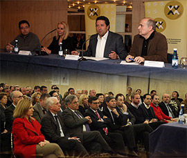 Javier Moliner imparte la conferencia 