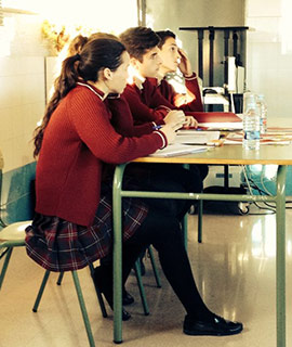 Los miembros de debate del LLedó International School vuelven con triunfo a la liga de debate escolar