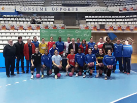 Presentación del trofeo de la XXXVI Copa de la Reina de balonmano