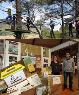 Saltapins presentó en la Feria Natural de Castellón la tercera edición de un campus de inmersión lingüística en julio