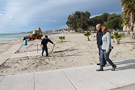 Benicàssim comienza el acondicionamiento y regeneración anual de sus playas