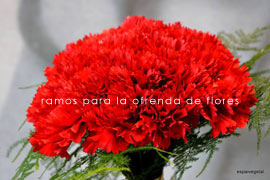 Con sólo una llamada, reserva tu ramo para la ofrenda de flores en Espai vegetal & Rosa Chabrera