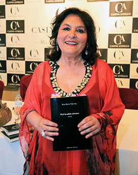 Presentación de Piel hendida adentro de Rosa María Vilarroig