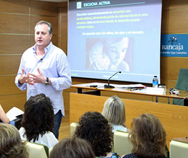 El coach Fernando Muñoz en la Fundación Caja Castellón