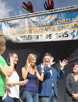 El President de la Generalitat, Ximo Puig participa en Castellón en la celebración del Día Internacional de las Personas Sordas de la Comunitat Valenciana