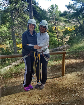 Los alumnos del colegio de Vall d'Alba visitan Santapins