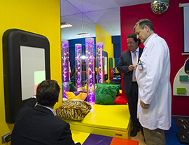 La Diputación insta a la Generalitat a que vuelva a atender en el Hospital Provincial a los niños con daño cerebral
