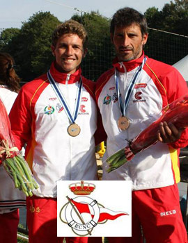 Los jugadores internacionales del Real Club Náutico de Castellón de kayak polo comienzan su preparación para el mundial