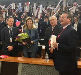 La alcaldesa Amparo Marco clausura las jornadas NACEMUN de Agora Lledó International School