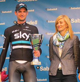 Wouter Poels, el más rápido en la primera etapa  de la Vuelta Ciclista a la Comunidad Valenciana