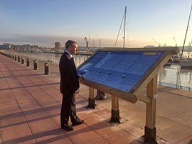 El Moll de Costa acoge un panel divulgativo de las islas Columbretes
