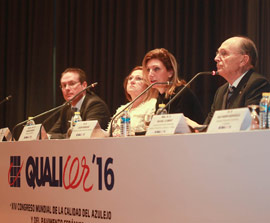 La alcaldesa Amparo Marco participa en la apertura del Congreso Qualicer