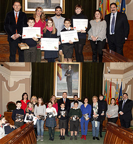 Entrega de premios del concurso escolar de redacción Colla Bacalao