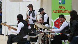 YEI YI &CO en la feria alternativa MAGDALENA 2010