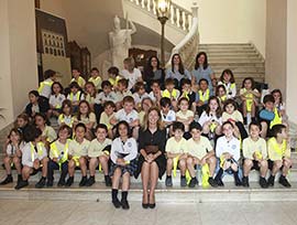 Alumnos de primaria del colegio San Cristóbal visitan el Ayuntamiento de Castellón