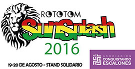 Stand solidario de Conquistando Escalones en el Rototom