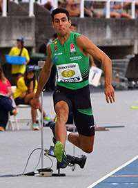 Pablo Torrijos renueva por el Club de Atletismo Playas de Castellón