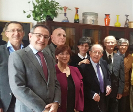 El doctor honoris causa por la UJI Germà Colón recibe la Medalla de Honor de la Academia Valenciana de la Lengua