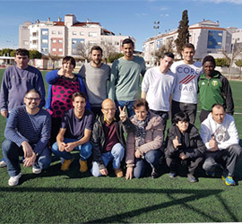 Tradicional partido del CD Castellón con miembros del Centro Gran Vía Castellón