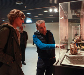 La historia de la ciencia realizada con plastilina en el Planetario