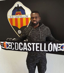 El jugador Clyde Essomba se incorpora al primer equipo albinegro