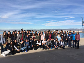 Alumnos del colegio Santa María de Vila-real visitan el puerto de Castellón