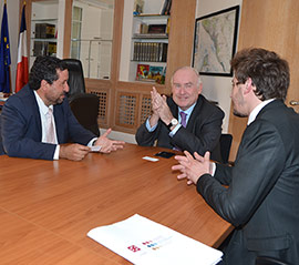 Moliner se traslada hasta París para incorporar a las provincias francesas en su lucha contra la despoblación rural