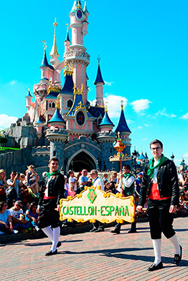 Las fiestas de la Magdalena se promocionan en Disney con un desfile